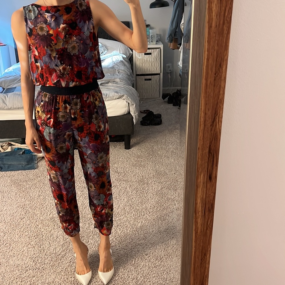 Floral Sleeveless Jumpsuit - Multicolor